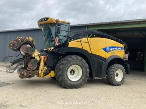 FR 480 FORAGE CRUISER Tractors