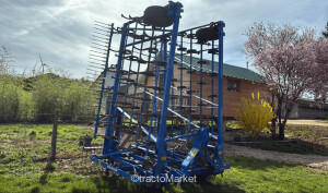 VIBROCULTEUR SBM V830 SS Vineyard tractor