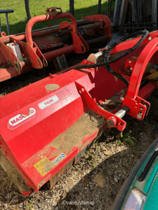 BROYEUR TIGRE 300 Kemper Header
